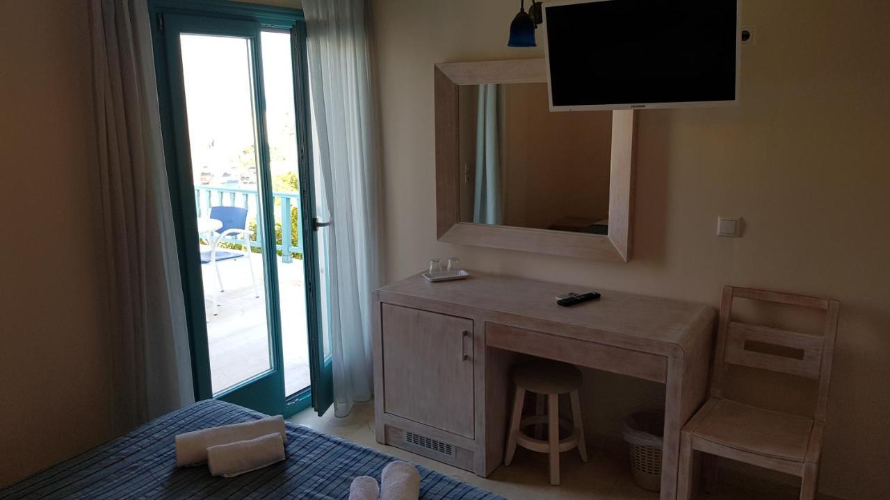Hotel Andreas Kamári Eksteriør billede